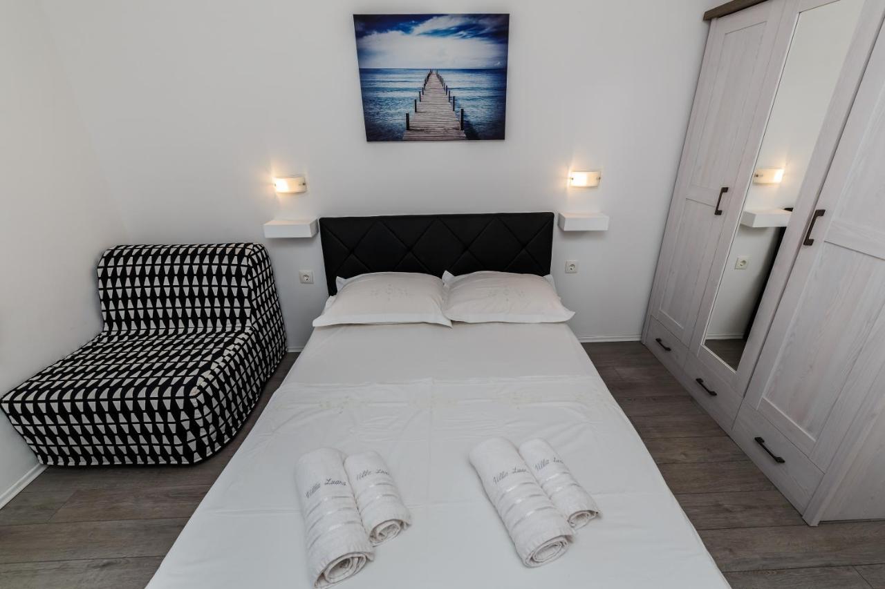 Villa Luana Vis Bagian luar foto